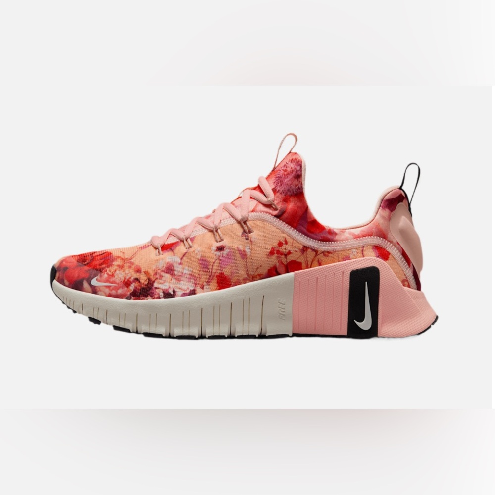 Nike Free Metcon 6 AMP Washed Coral Floral W